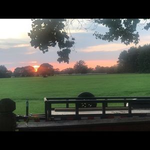 Meet your Posher, Juanita